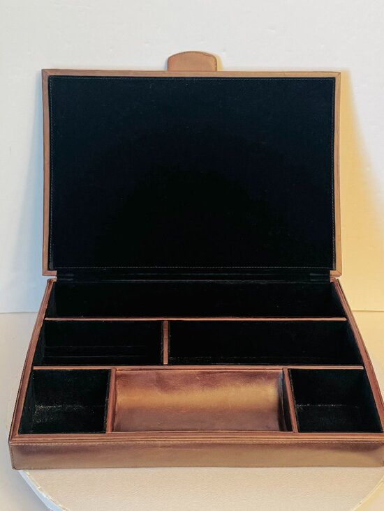 The Unbranded Brand Other - Vtg Leather Dresser Jewelry Box Rare Storage Holder Black Velvet Lining READ